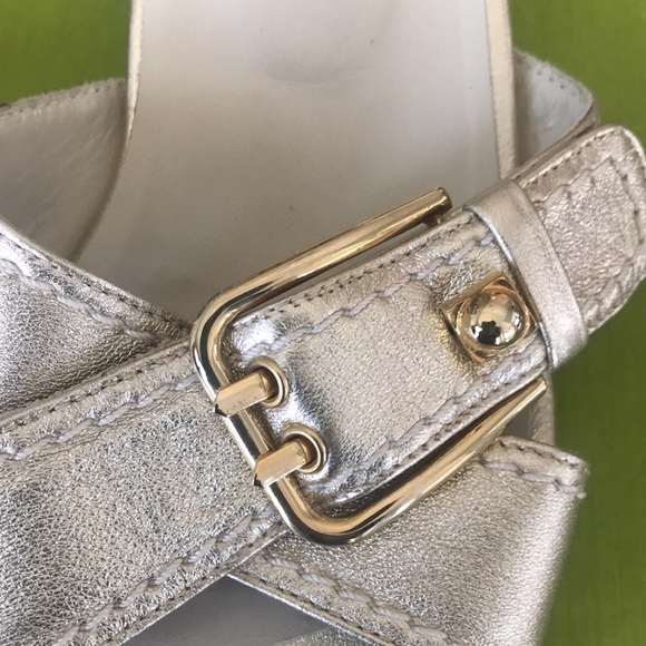 St. John leather sandals lucite heels 7.5 M - Picture 6 of 12